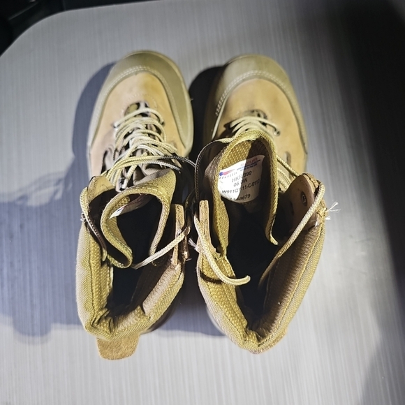 BELLEVILLE HKR/990 Size 6.0W Military Boots Tan Vibram Sole Excellent PreOwned - Picture 5 of 12